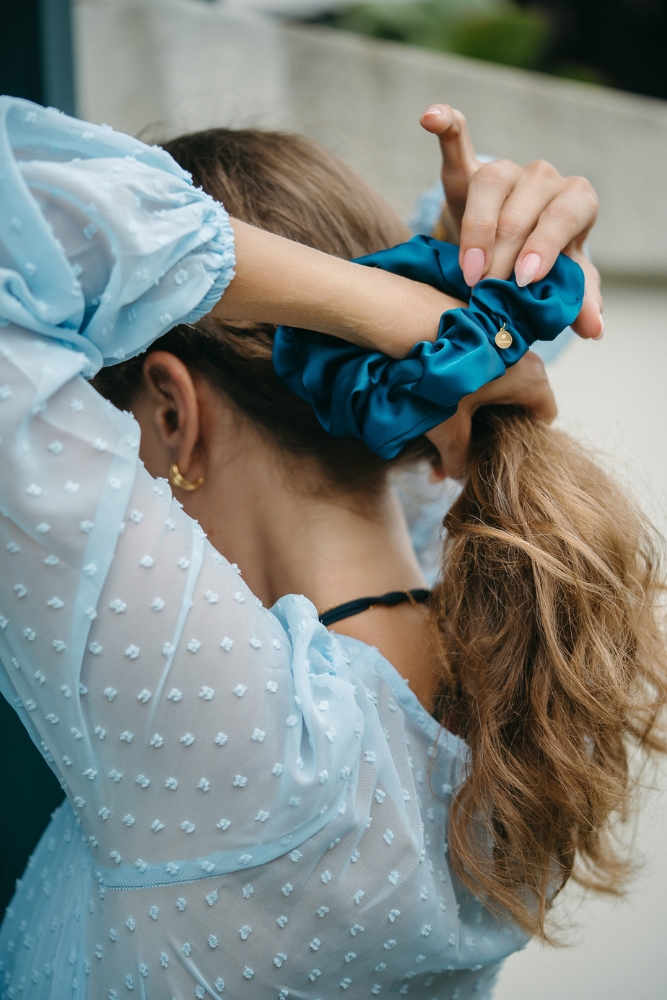 FIRANA Scrunchie