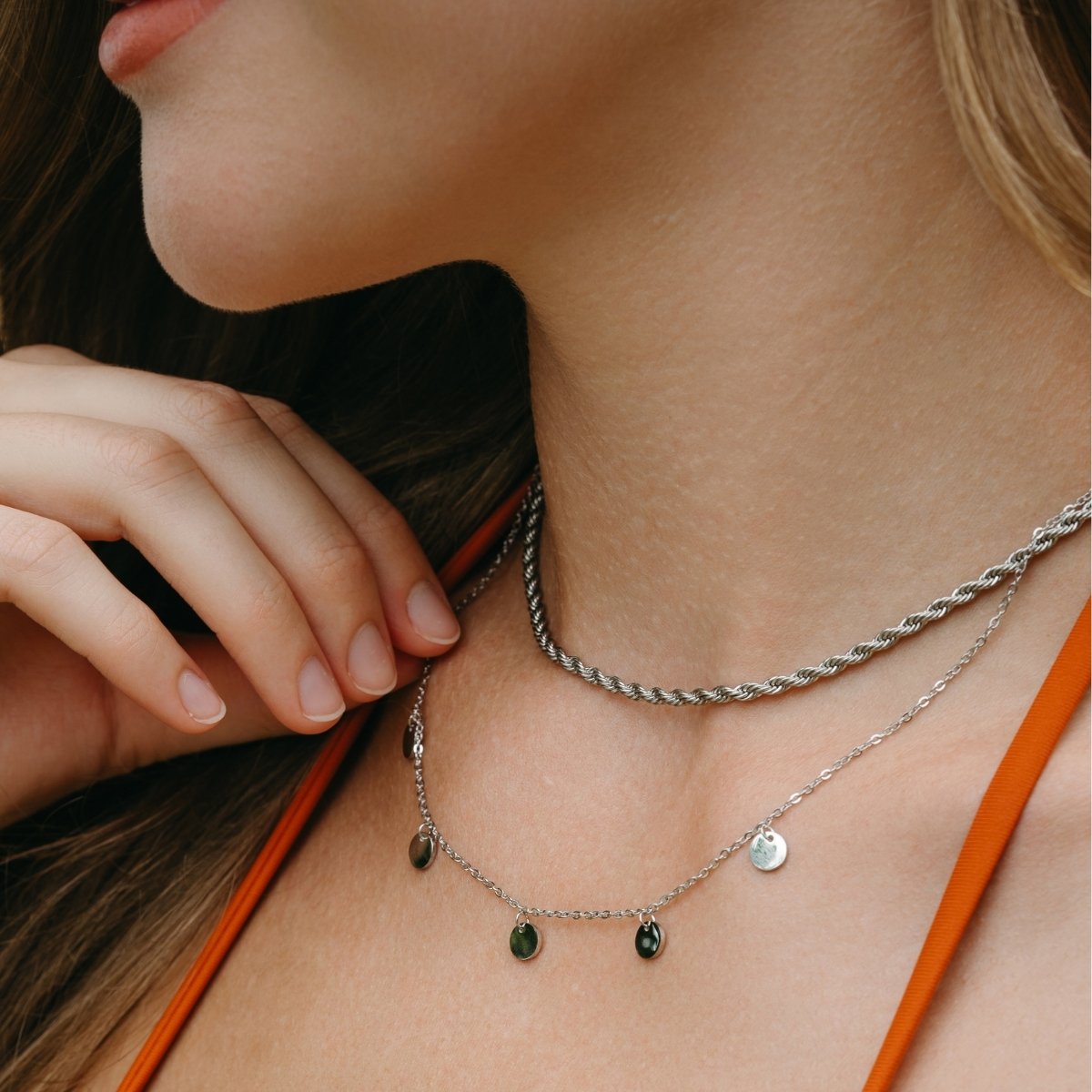 LIORA Necklace Silver