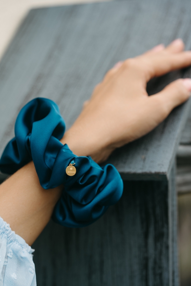 FIRANA Scrunchie