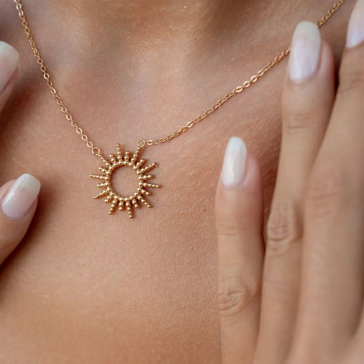 EVANIA Halskette Gold