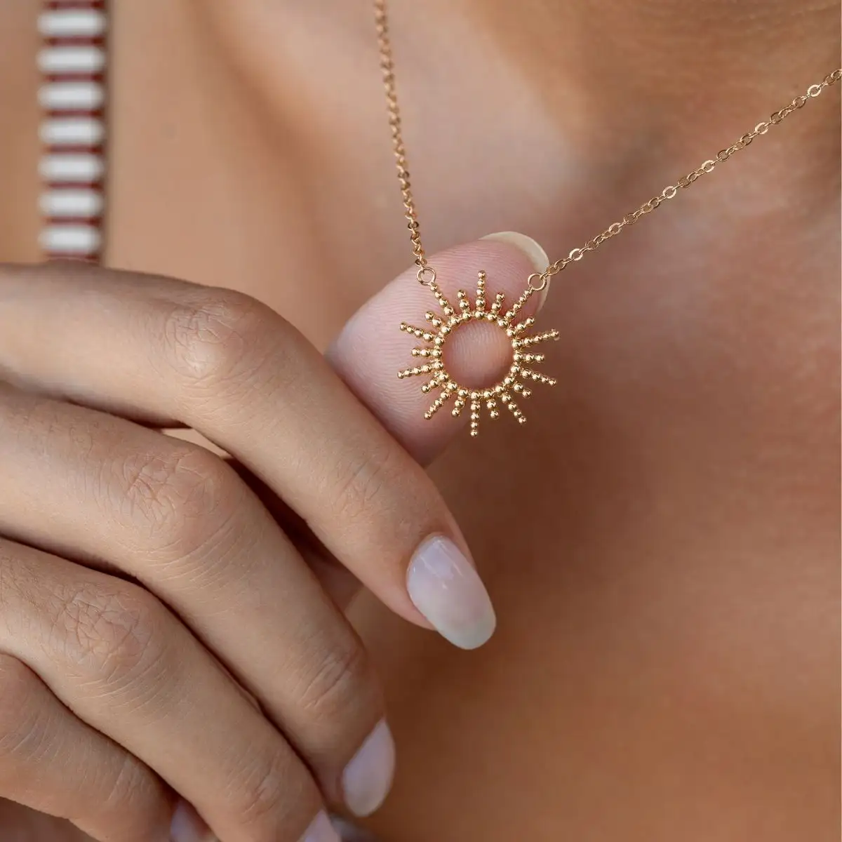 EVANIA Halskette Gold